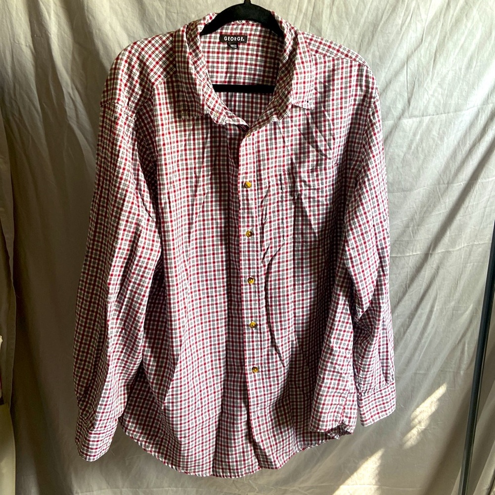 Men’s long sleeved collard shirt